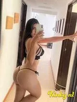 Salma - Salma hit girl