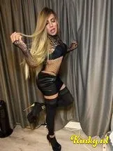 macarena-prive-ontvangst-via-kinky-69864aeecc37e300130e6309