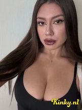 lola-escort-via-kinky-695a2b490745b600131c662e