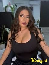 lola-escort-via-kinky-695a2b4363d7dd0012d6e42c