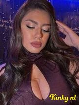 lola-escort-via-kinky-695a2b4134f21f0013e4ae6b