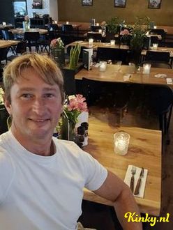 daniel-escort-via-kinky-695e9e8b5a43690013edae2e