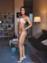 Laura - HoT Brunette GFE Experience Fitness Real Body