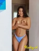 Laura - HoT Brunette GFE Experience Fitness Real Body