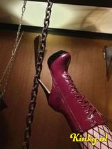 meesteres-leyla-bdsm-via-kinky-695bdee781e69000129a2c36