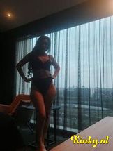 miya-prive-ontvangst-via-kinky-695c269649912700134f9f2d