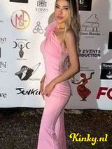 Natalia - Dream latina English speaking