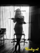 meesteres-desade-bdsm-via-kinky-69b0ed16f2faa10013b5383c