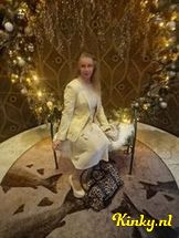 meesteres-desade-bdsm-via-kinky-69610e24bce2af0014645ab7