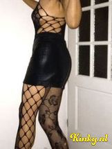 sunny-erotische-massage-via-kinky-6973b801bedbf800144ad0ed