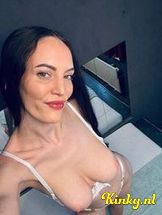 lisa-escort-via-kinky-6960e28c2ec2c000132be256