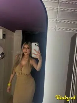 naomi-prive-ontvangst-via-kinky-696414a072525600137ddb1b