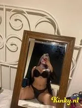 naomi-prive-ontvangst-via-kinky-69643753cc37e300130e403d