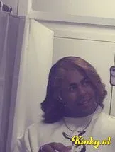 tiara-escort-via-kinky-6963f96611aba9001403410a