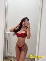 Sharlotte - Slim and hot