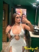 Mia - New Latina love parties