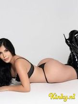 nathaly-prive-ontvangst-via-kinky-69663842700a7c0013be370e