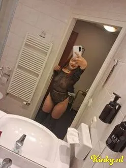 betty-escort-via-kinky-699dc0b19da0310013fdb7e1