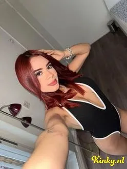 candy-prive-ontvangst-via-kinky-699e2165702efc00133ad12f