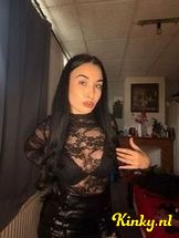 angelina-bdsm-via-kinky-69663553fba79a0013a74007