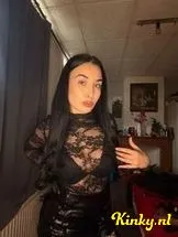 angelina-bdsm-via-kinky-69663553fba79a0013a74007