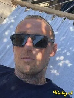 alberto-escort-via-kinky-696e8a8bbce2af00146467c6