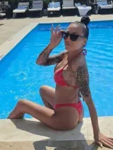 Alesia - Here for u and for your dreams