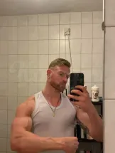 maxi-escort-via-kinky-69ce6f58758181001393dd2d