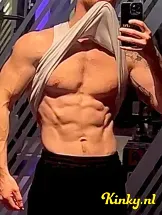 maxi-escort-via-kinky-69cd6304838e8b00130028b6