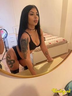 melania-escort-via-kinky-696f82681b1ae90013d08398