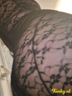 sophie-escort-via-kinky-696cca1bbce2af00146463f3