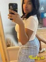 marierny-escort-via-kinky-696a405d2ec2c000132beb5d