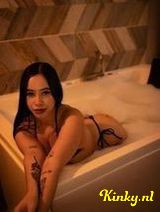 Paula - Young latina