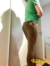 dennis-escort-via-kinky-696e229b9e0e470013437ee0