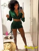 catalina-escort-via-kinky-696e3217be88c300149a8e2a