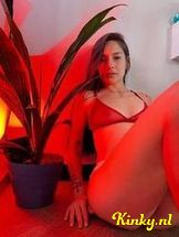 sofia-virtual-sex-via-kinky-69708f6abb927a00130a3a62