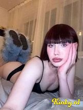 scarlett-virtual-sex-via-kinky-697795a295d4d60013674a37