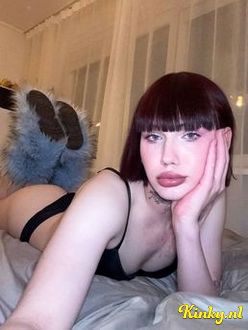 scarlett-virtual-sex-via-kinky-697795a295d4d60013674a37