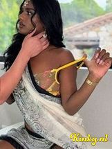 suraya-virtual-sex-via-kinky-6989e8d48286f60013d04a6c