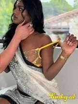 suraya-virtual-sex-via-kinky-6989e8d48286f60013d04a6c