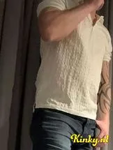 michel-erotische-massage-via-kinky-6971f2f6bedbf800144ace93