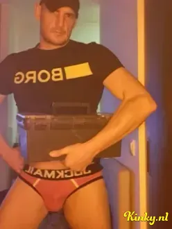 anton-escort-via-kinky-69a59e0203dbe10013ffb61e