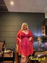 valentina-prive-ontvangst-via-kinky-698dc586fb7bc300127c5f70