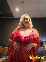 valentina-prive-ontvangst-via-kinky-698dc58b20d8230013a43781