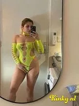 trina-bdsm-via-kinky-697a2db0fba79a0013a75357