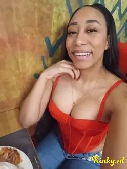 sasha-virtual-sex-via-kinky-697aab56bedbf800144ad806