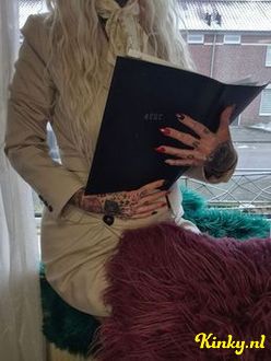 ivy-virtual-sex-via-kinky-697b388bbb927a00130a46a5