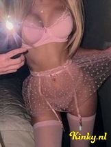 dasha-virtual-sex-via-kinky-6984a73c5c4a290013639fa8