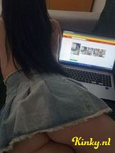 nesrine-virtual-sex-via-kinky-698dbde38d370e0013a0f332