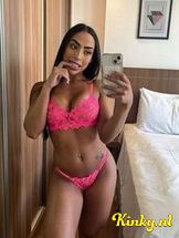 jade-erotische-massage-via-kinky-6981e26dbedbf800144adc8a